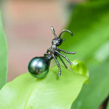 Load image into Gallery viewer, Ant Studs. Punk Studs. Gothic Studs. 925 Silver Earrings. Tahitian Pearl Earring