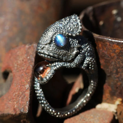 Wild Animal Ring. Sterling Silver Ring. Chameleon Ring, Handmade Jewelry.