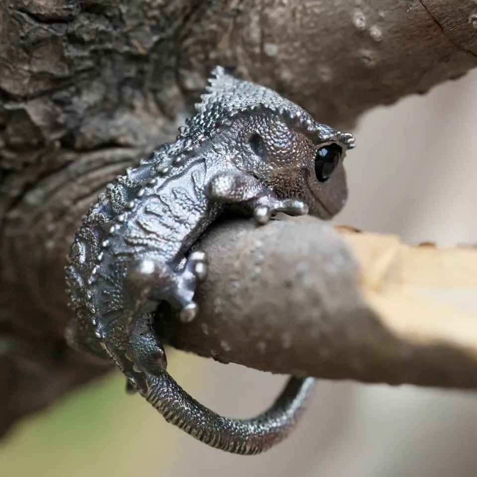 Wild Animal Ring. Crested Gecko Ring. Handmade Sterling Silver Ring. Lizard Ring