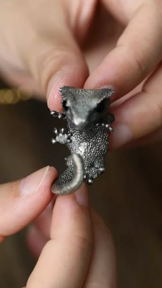 Wild Animal Ring. Crested Gecko Ring. Handmade Sterling Silver Ring. Lizard Ring