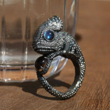 Load image into Gallery viewer, Wild Animal Ring. Sterling Silver Ring. Chameleon Ring, Handmade Jewelry.