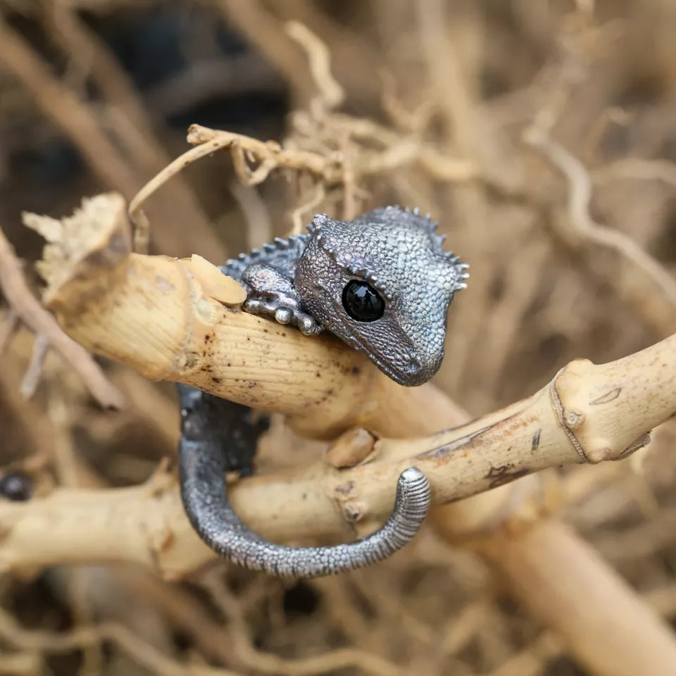 Wild Animal Ring. Crested Gecko Ring. Handmade Sterling Silver Ring. Lizard Ring